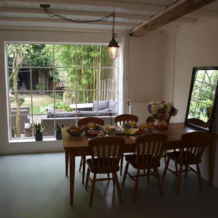 Alojamento de Acomodação e Pequeno-almoço De Hoefstal 1765 Asten