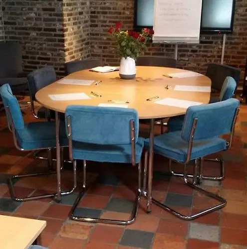 De Hoefstal 1765 Couette-café Asten