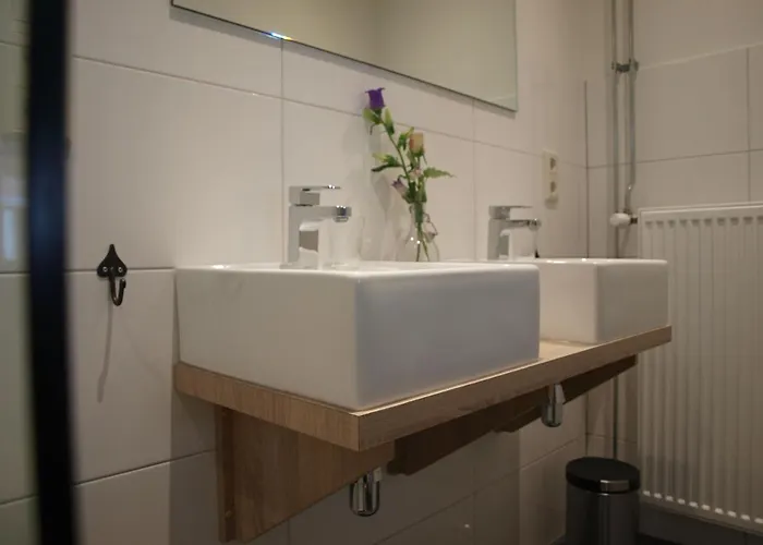 Alojamento de Acomodação e Pequeno-almoço De Hoefstal 1765 3*